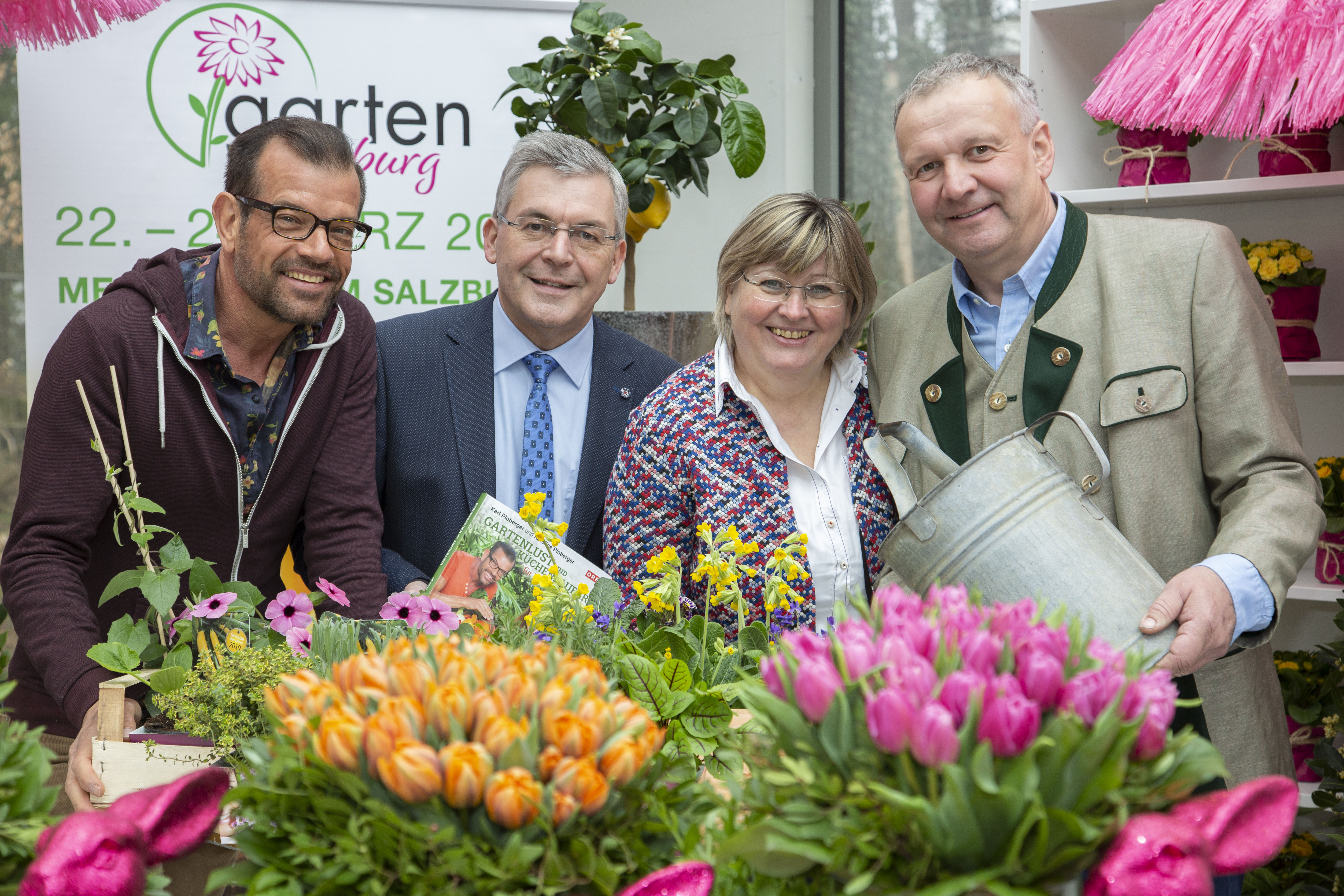 v.l.n.r. Karl Ploberger, Landesrat Josef Schwaiger, Pauline Trausnitz, Josef Lindner v.l.n.r. Maria Awender, Karl Ploberger © Susi Berger / Camera Suspicta v.l.n.r. Karl Ploberger, Landesrat Josef Schwaiger, Pauline Trausnitz, Josef Lindner v.l.n.r. Maria Awender, Karl Ploberger © Susi Berger / Camera Suspicta