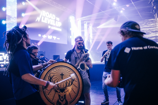 LEVEL UP - The Gaming Festival Afterparty mit der Jägermeister:Hirschrevier Bras Band