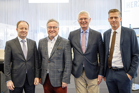 v.l.n.r. Dr. Michael Losch, LH-Stv. Dr. Heinrich Schellhorn, Konsul Mag. Eduard Mainoni & DI (FH) Alexander Kribus, MBA (c) MZS/Habring